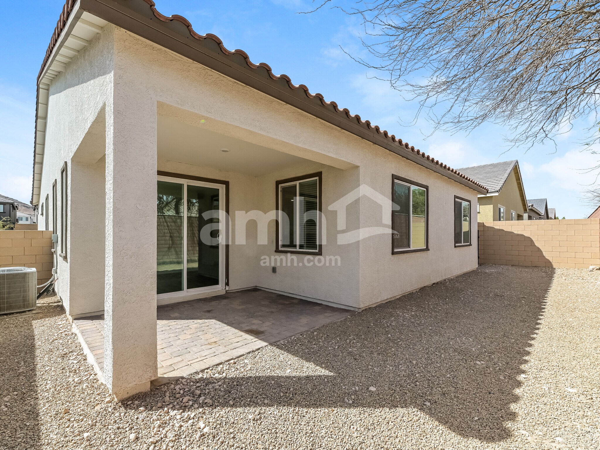 Building Photo - 20177 W Thomas Rd