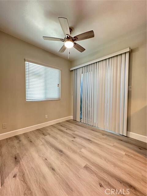 Building Photo - 260 Linda Rosa Ave
