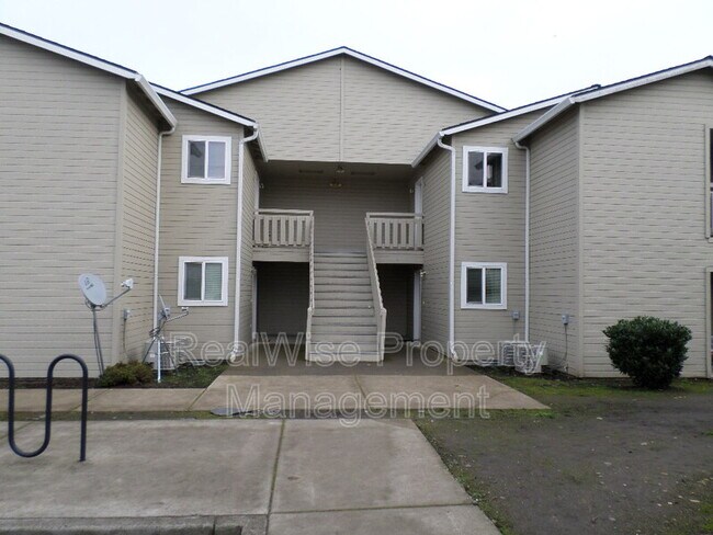 Primary Photo - 1984 Sky Park Dr