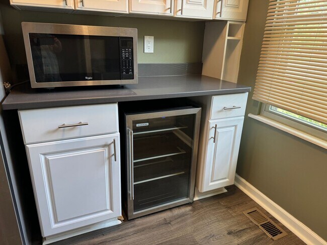 Building Photo - 2 Bedroom, 2.5 Bathroom Half Double in Dublin, OH