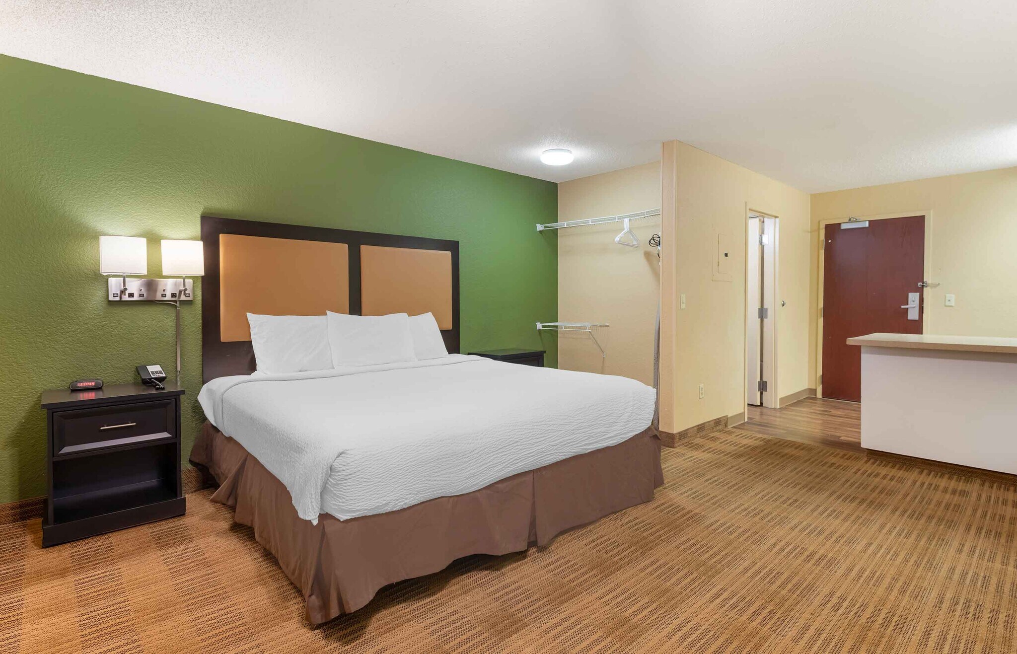 Building Photo - Furnished Studio-Minneapolis - Airport - E...