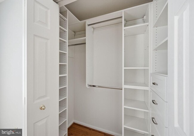 Building Photo - 10793 Symphony Way