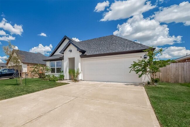 Building Photo - 4963 Pne Hvn Ln