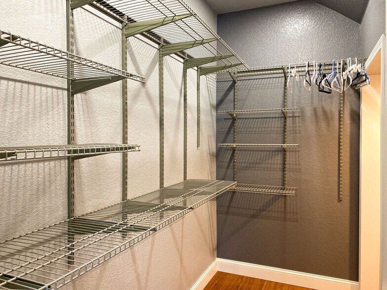 Building Photo - 10350 W 55th Ln