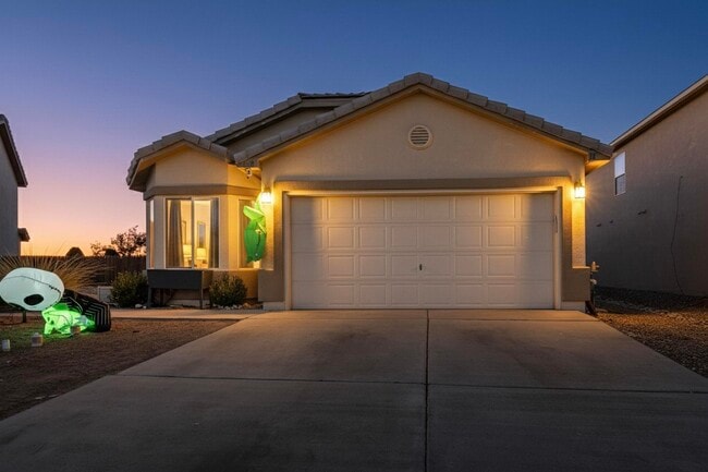 Building Photo - 680 Purple Aster Ave SW