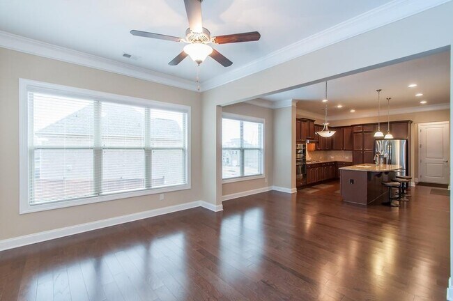 Building Photo - 4505 Summersweet Dr