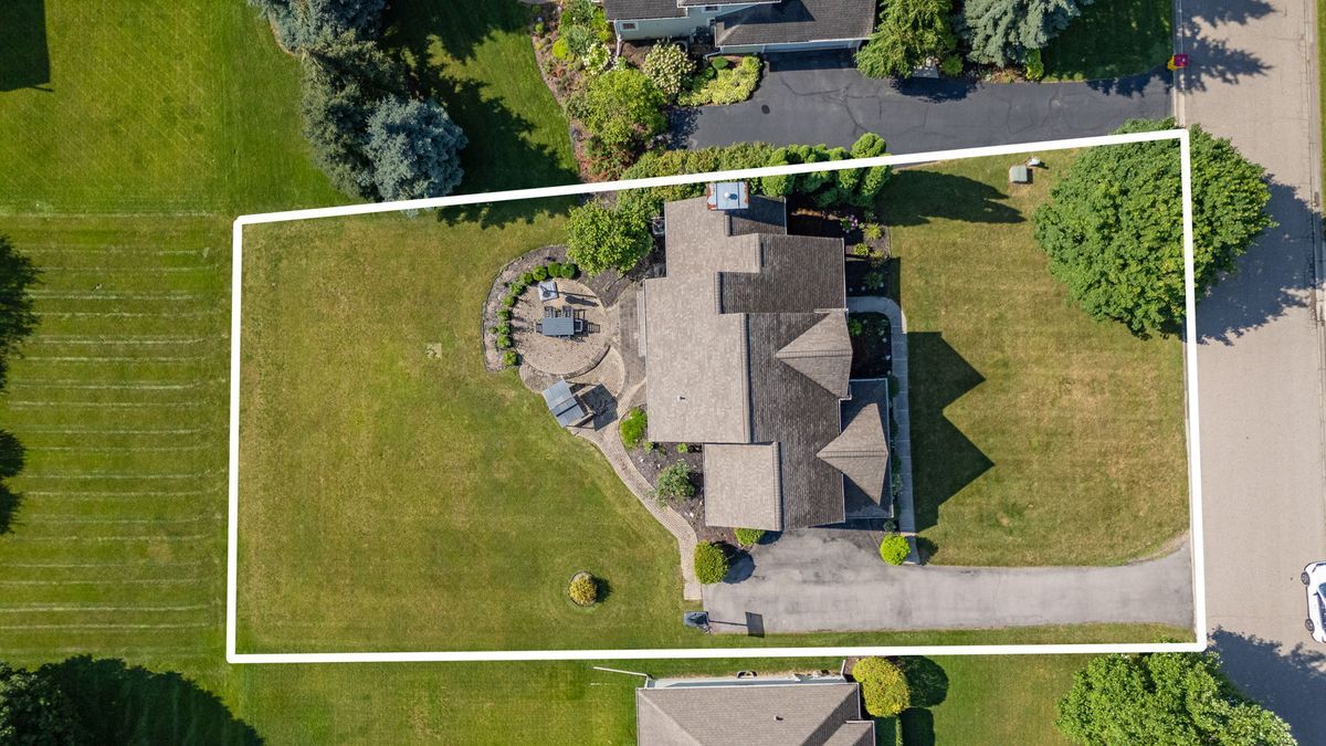 Building Photo - 4521 Links Ct