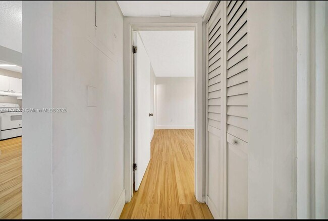 Building Photo - 14863 SW 104th St