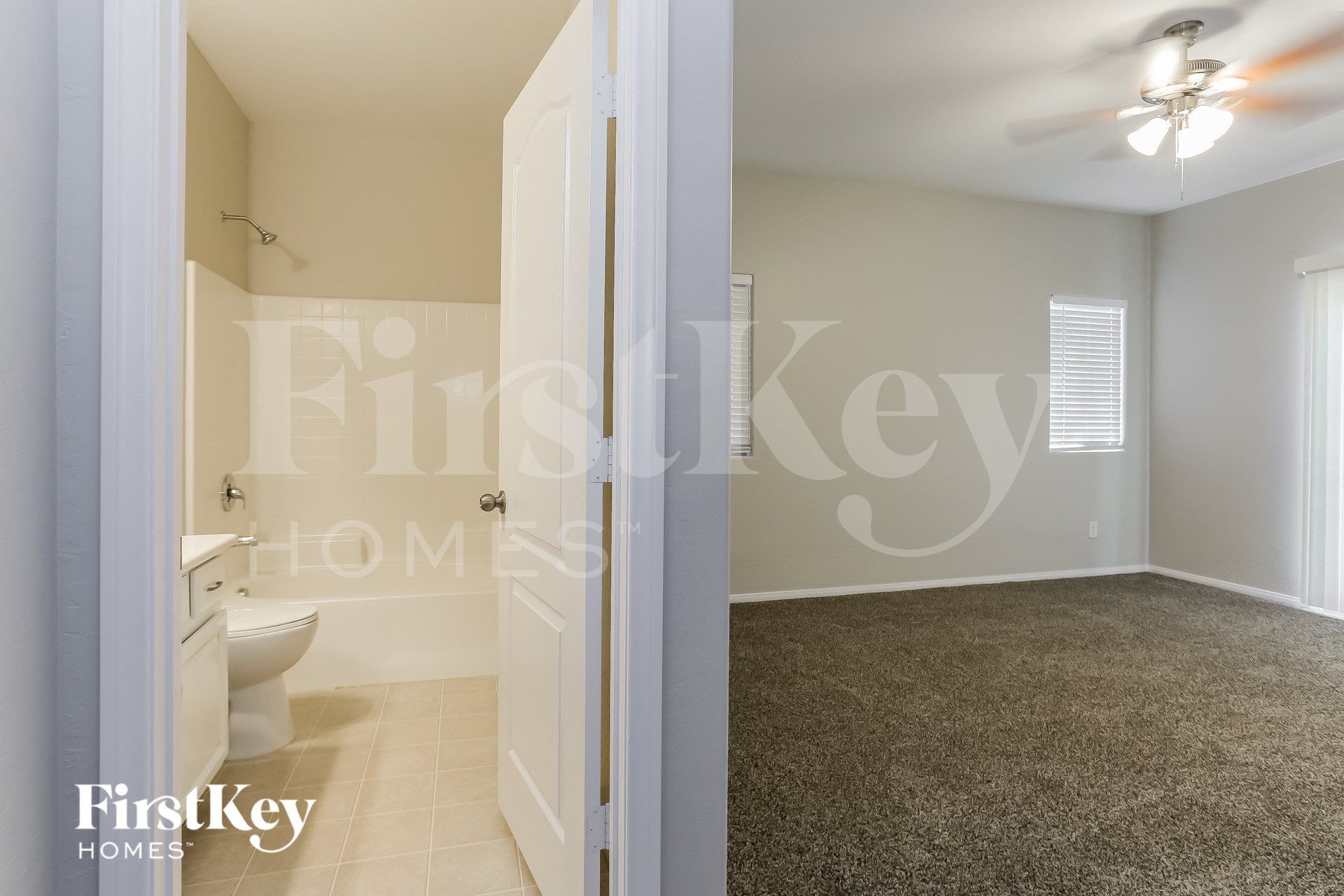 Building Photo - 8933 Hand Painted Ct