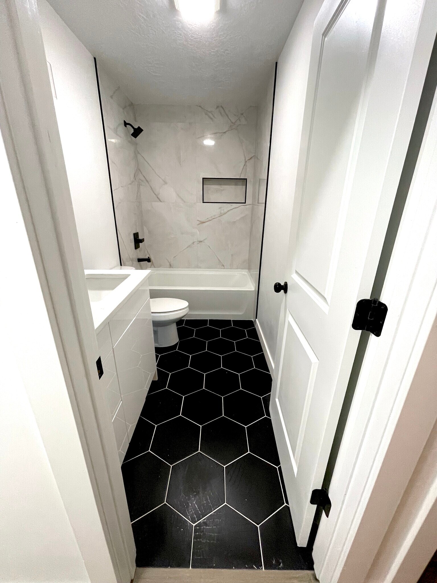 Building Photo - 3288 N 200 W