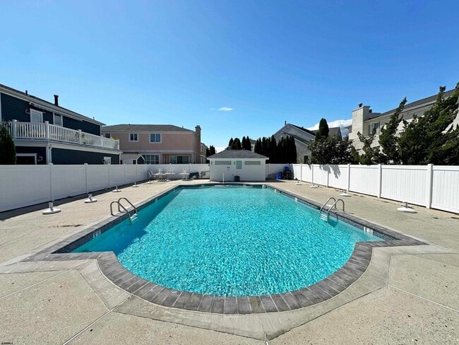 Building Photo - 53 Bayside Ct