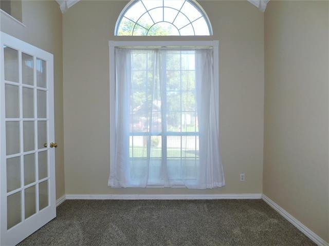 Building Photo - 516 Chateau Ct
