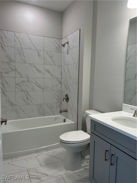 Building Photo - 393 Deauville Lp