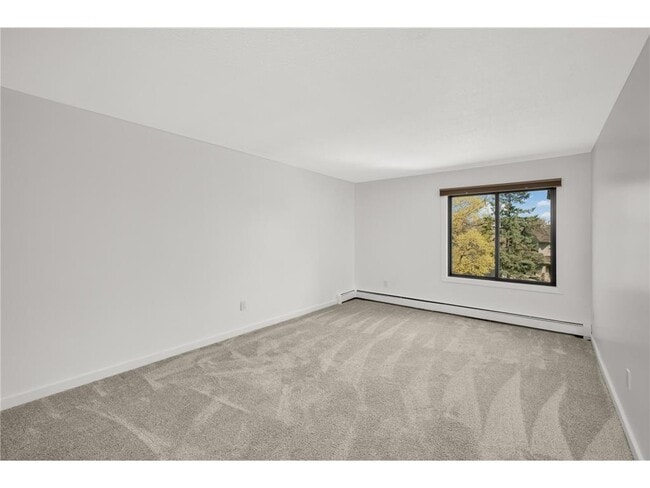 Building Photo - 7500 Cahill Rd