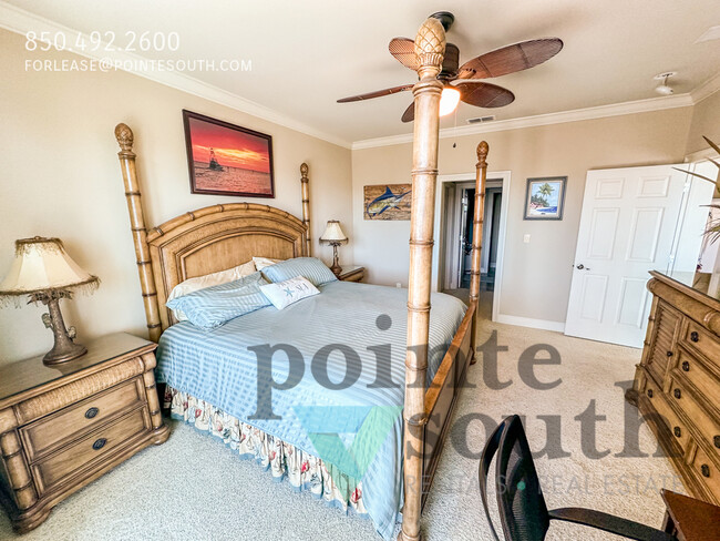 Building Photo - Furnished Condo in Destin!