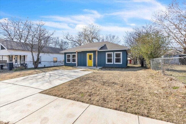 Building Photo - 414 N Tucker Ave