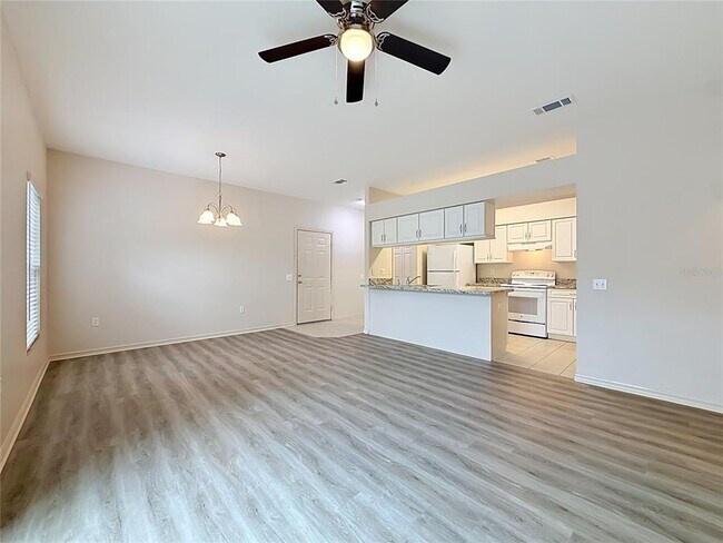 Building Photo - 704 Eagle Pond Dr