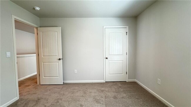 Building Photo - 61 Biltmore Pl