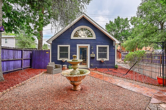Primary Photo - 1822 W Colorado Ave