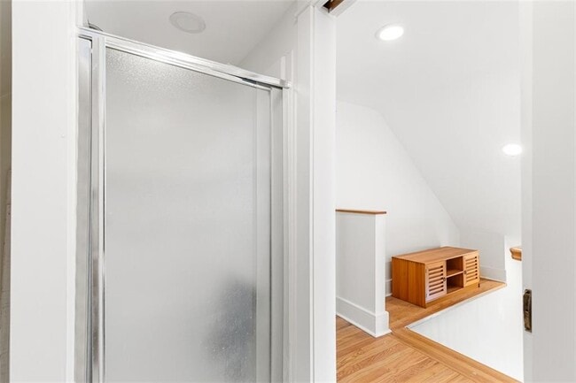 Building Photo - 31 Washington St