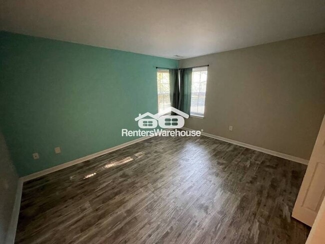 Building Photo - 201 Star Pointe Ct