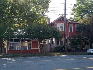 Primary Photo - 1905 Main St