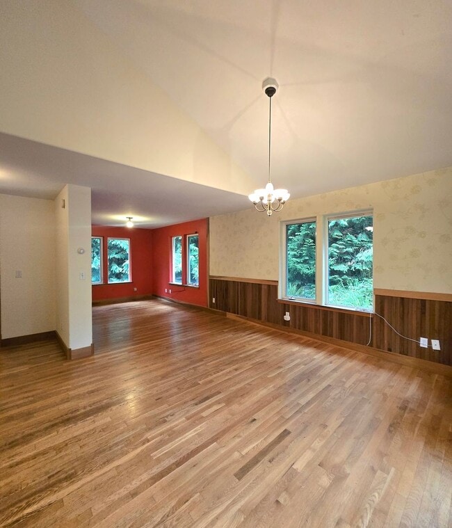Building Photo - 2 Bedroom, 2 Bathroom Home For Rent in the...