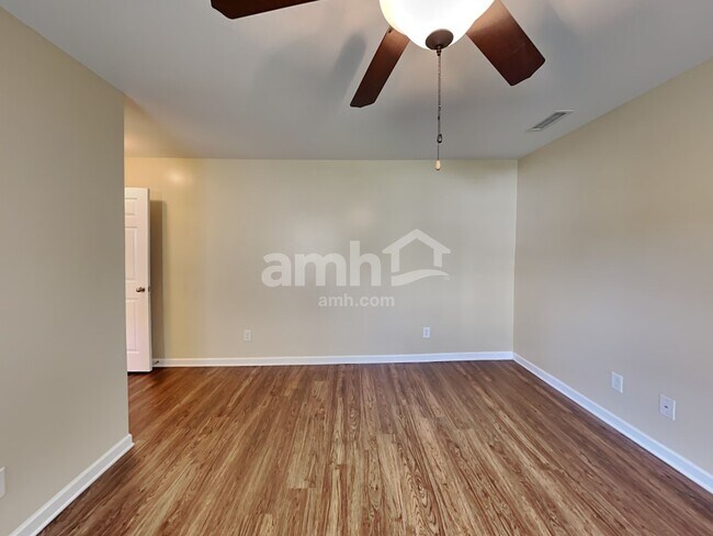 Building Photo - 1628 Antebellum Dr