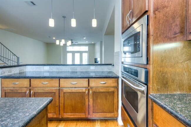 Building Photo - 6909 Staffordshire