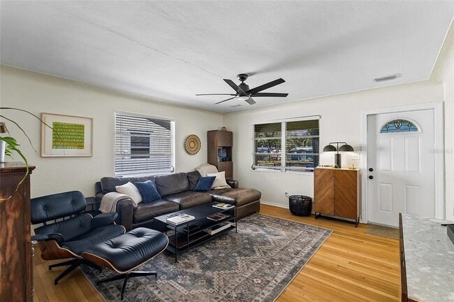 Building Photo - 4628 Dr M.L.K. Jr St N