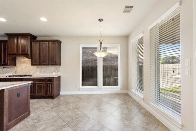 Building Photo - 3819 May Ridge Ln