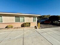 Building Photo - 287 E Elm St