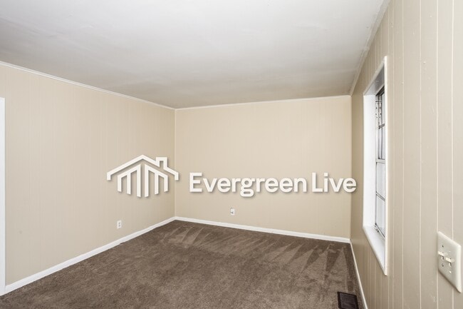 Building Photo - 431 Hudson Ave