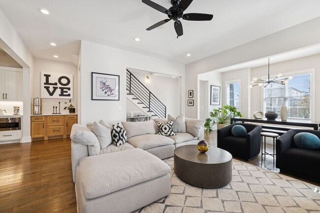 Building Photo - Experience elevated living in this beautifully crafted brick residence located in the heart of Ed...