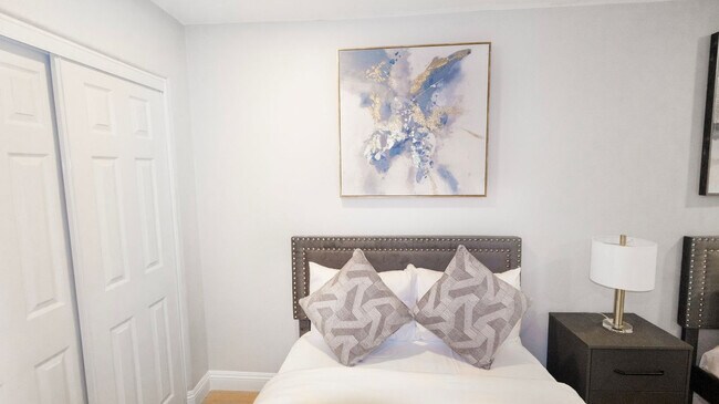 Building Photo - 8356 Adams St