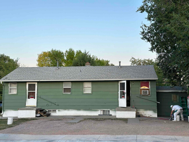 Primary Photo - 2206 6th St