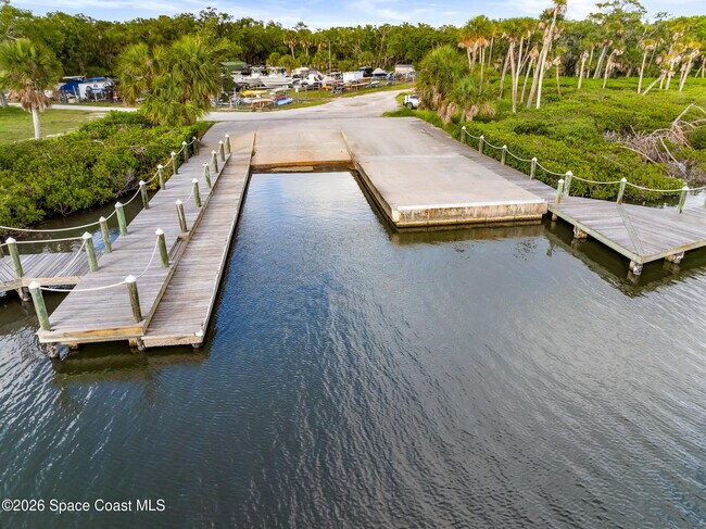 Building Photo - 7415 Aquarina Beach Dr