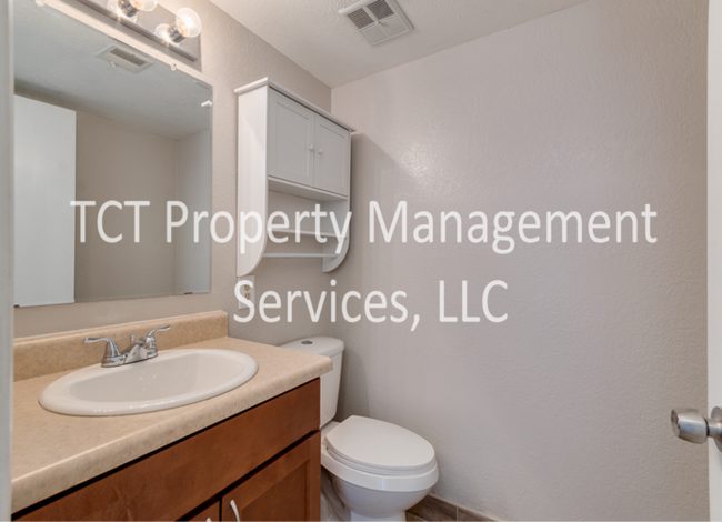Building Photo - Updated 2 bedroom in Tempe!