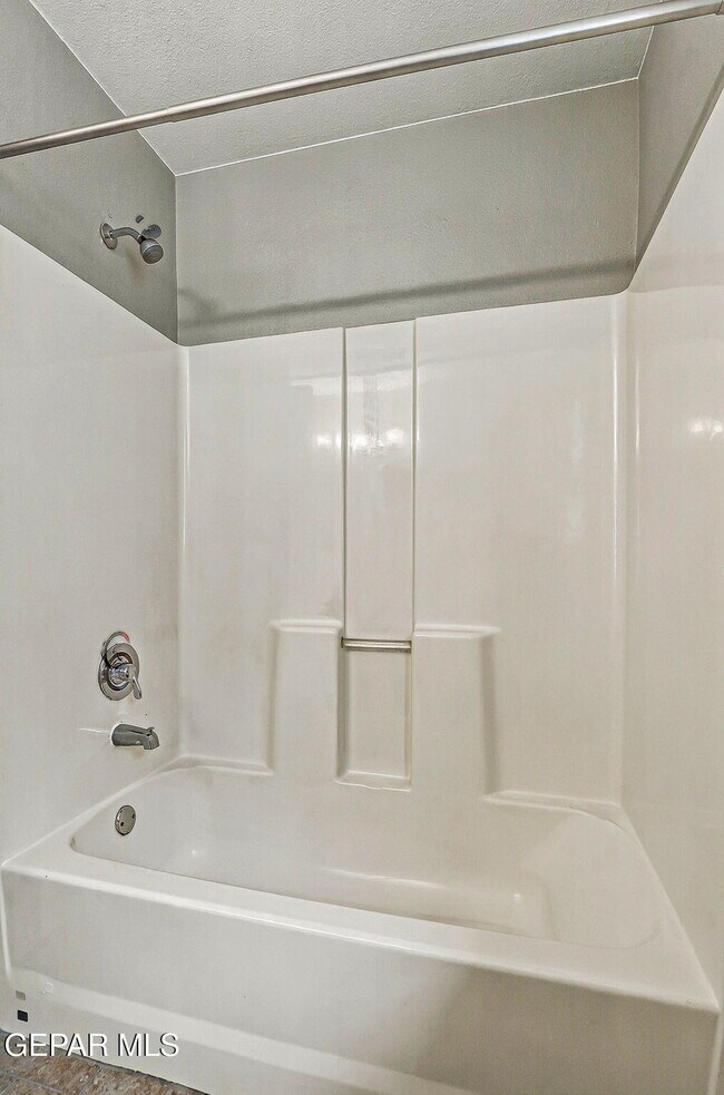 Building Photo - 2724 Granite Rock Pl