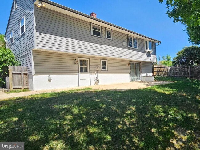 Building Photo - 2495 Weir Rd