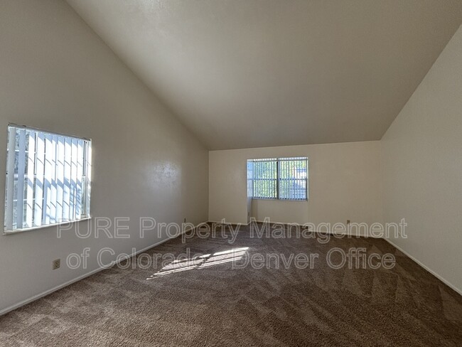 Building Photo - 3980 E Phillips Cir