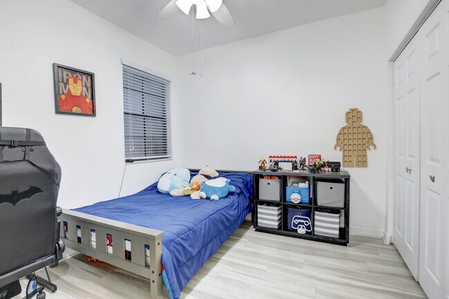 Building Photo - 15086 SW 115th St