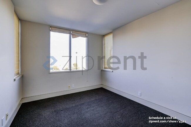 Building Photo - 921 Elizabeth St