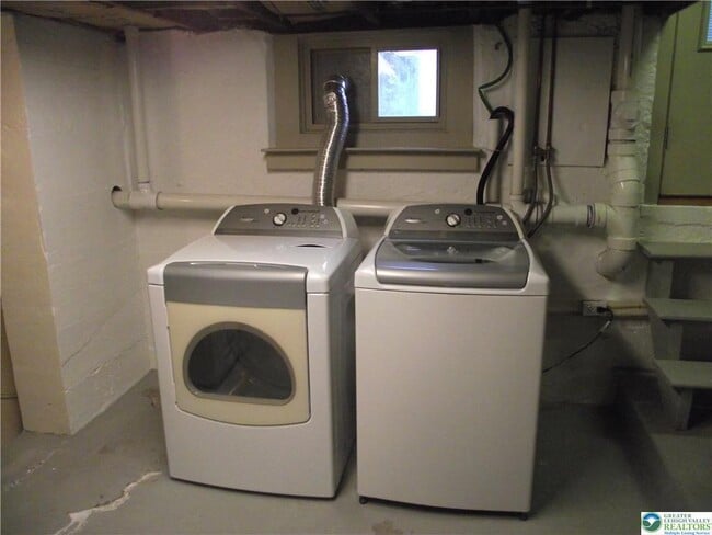 Building Photo - 8115 Main St