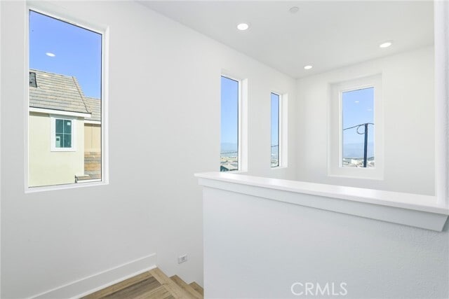 Building Photo - 27213 Tamarack Ln