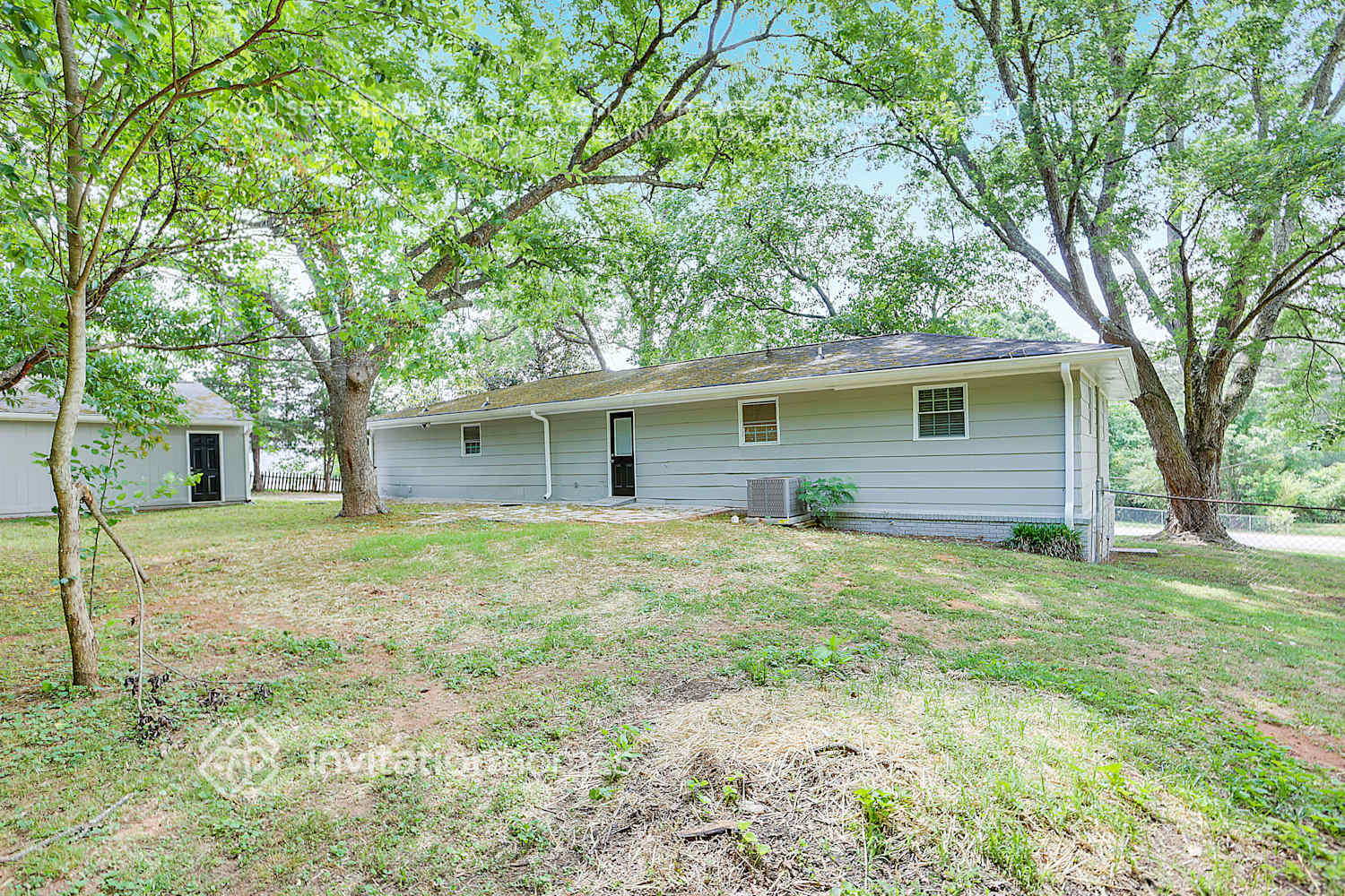 Building Photo - 6115 Marilla St