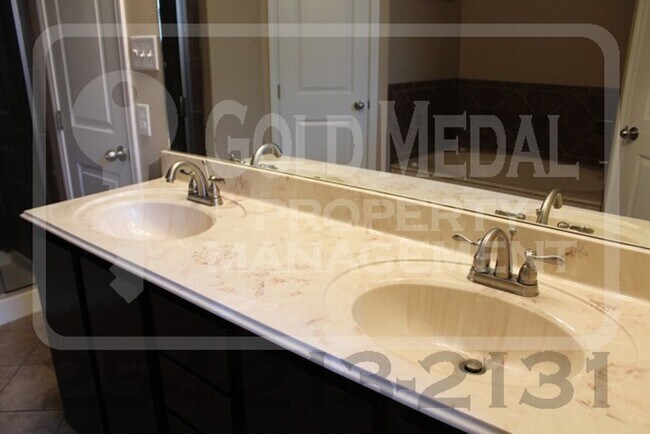Building Photo - Beautiful 3-Bed, 2-bath Home in Killeen! -...