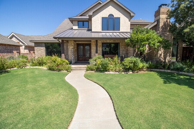 Primary Photo - 306 N 10th St