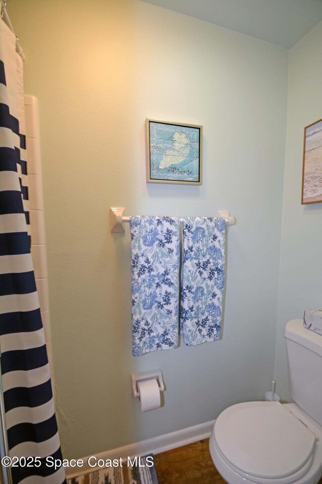 Building Photo - 201 St Lucie Ln