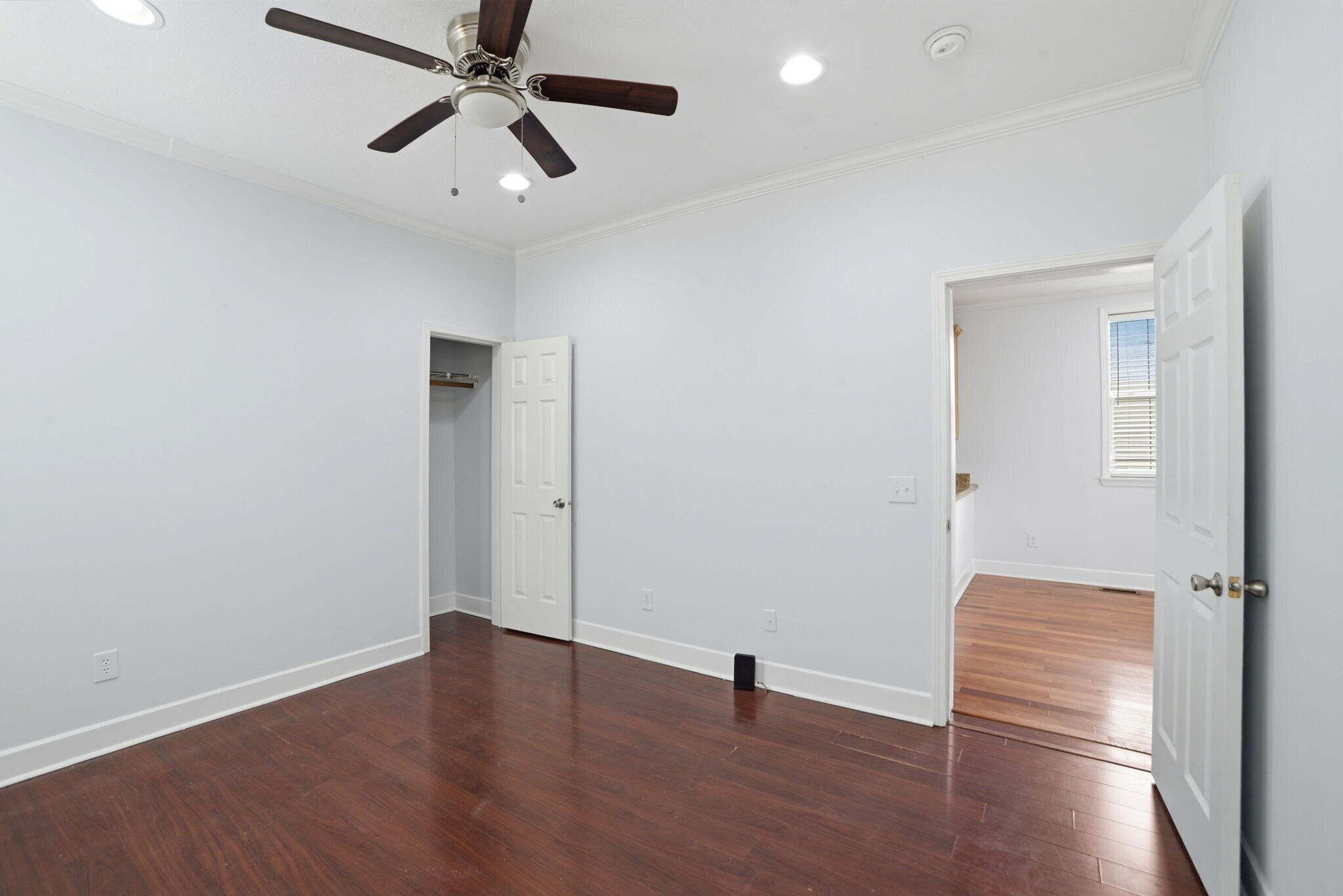 Bed 3 - 1722 Harmony St
